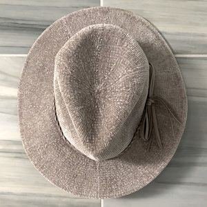 Grey/ silver felt/ corduroy floppy brim hat